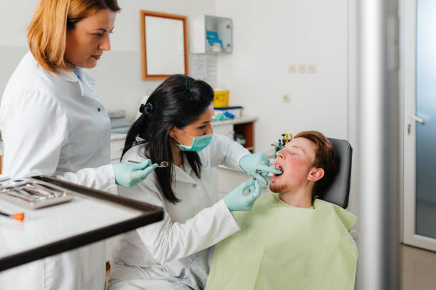 Best Emergency Tooth Extraction in Norway, MI